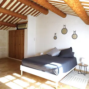apt-logement-charme-provencal.aixenprovencehotels.org/