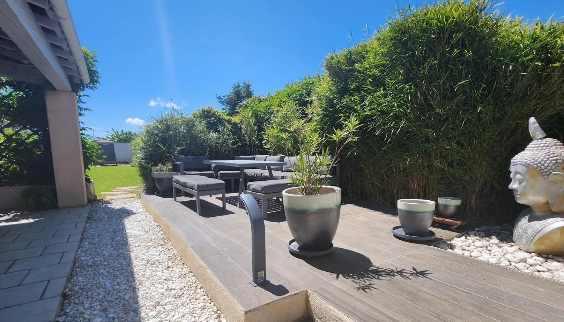 Villa La Matriola à Cabannes 0*,  France